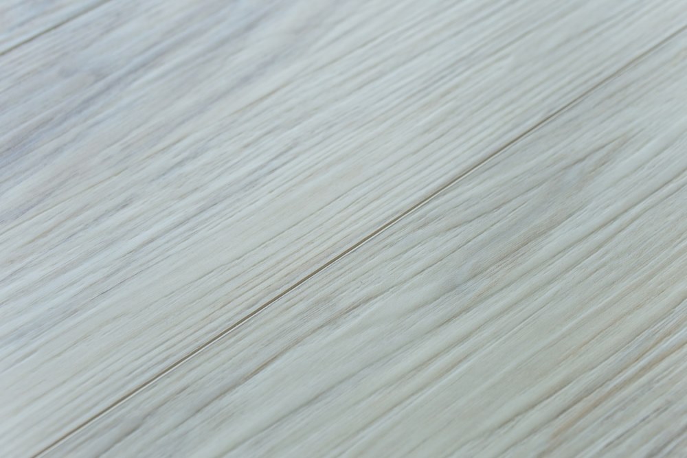 Замковая ПВХ плитка "Art Tile" Клён Жемчужный (1220*152*5 мм) — купить в Калининграде