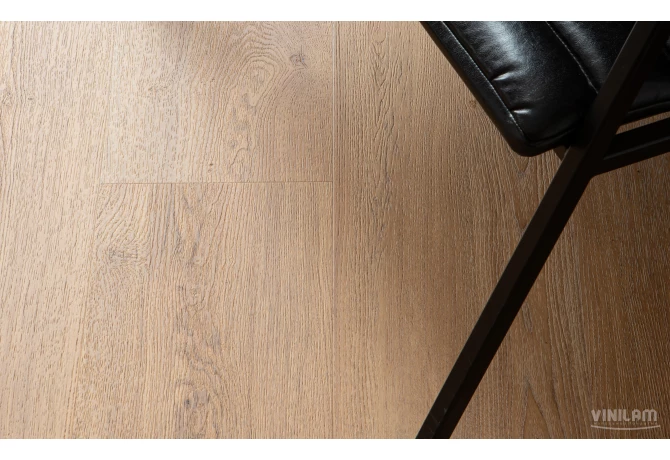 Кварц-винил Дуб Гранада (1227*232*2,5 мм) — купить в Калининграде