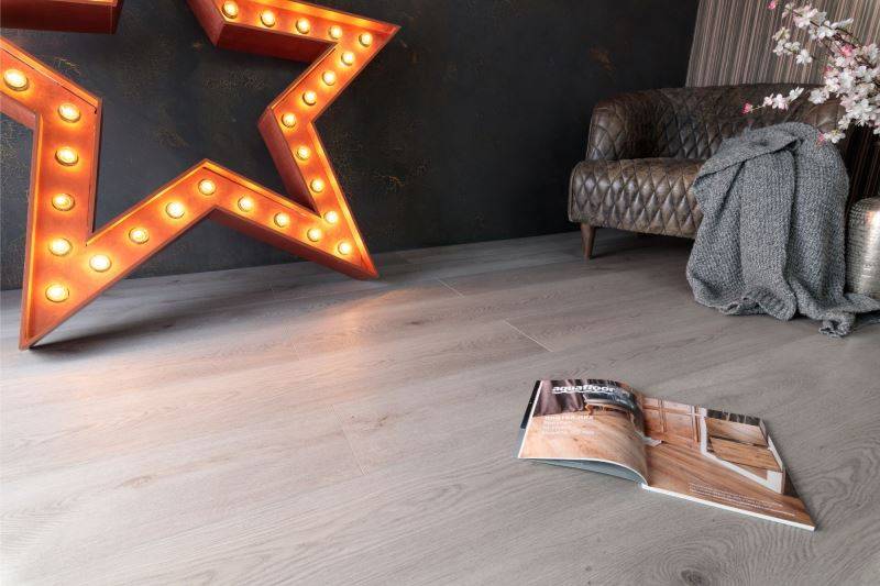 Замковая ПВХ плитка "Aquafloor" AF8022XXL (1800*228*8 мм) — купить в Калининграде