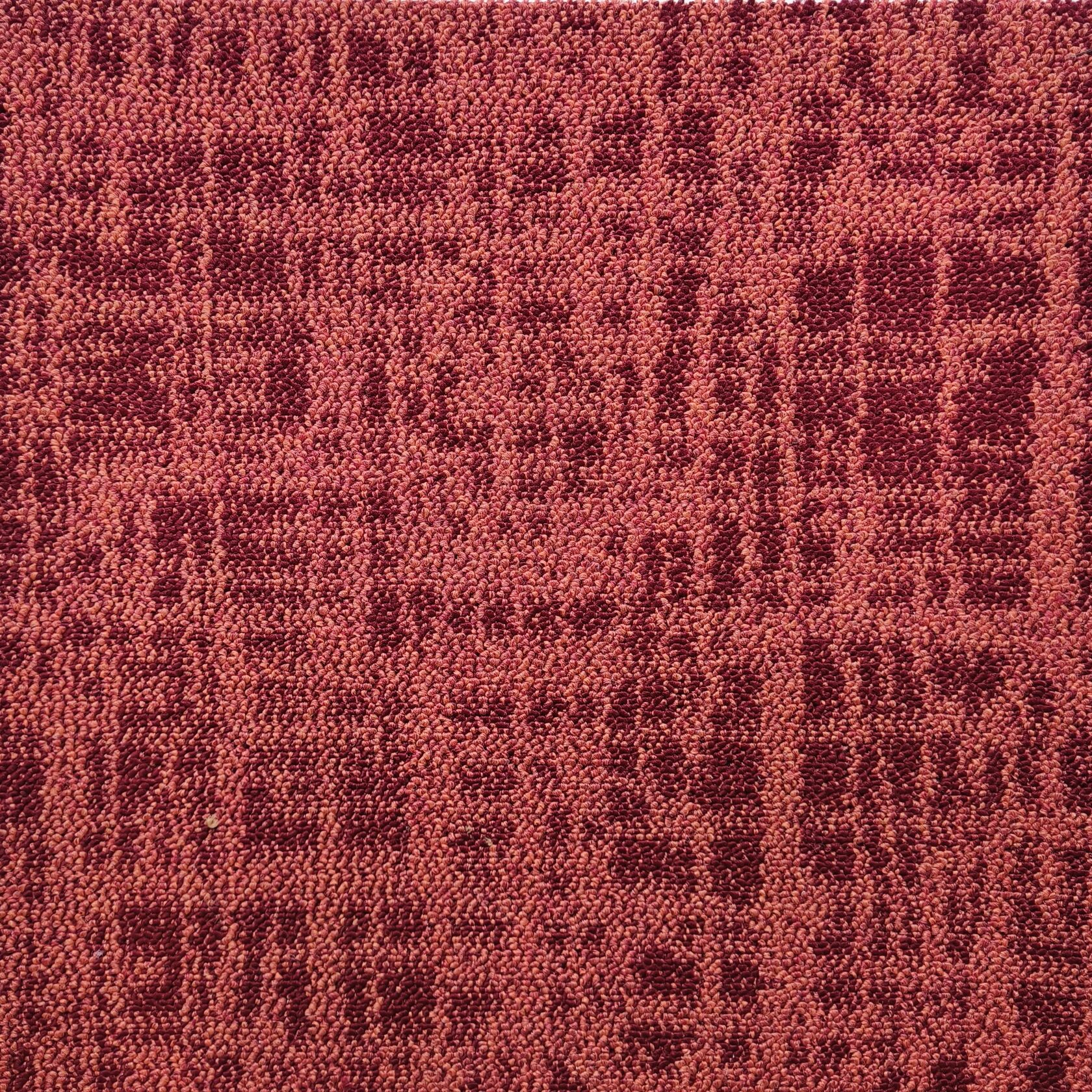 Ковровое покрытие "Bonkeel" Soul One Red (ширина 4м) — купить в Калининграде