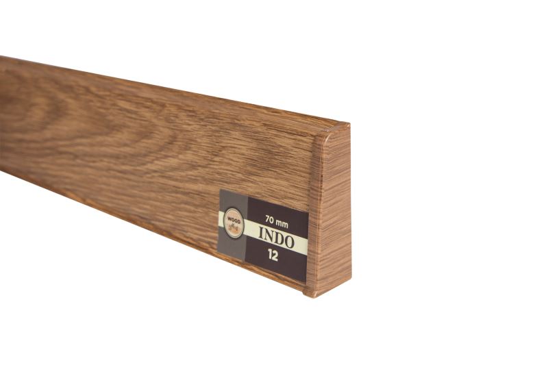 Плинтус "Arbiton" Indo Дуб Темный (2500*26*70 мм) — купить в Калининграде