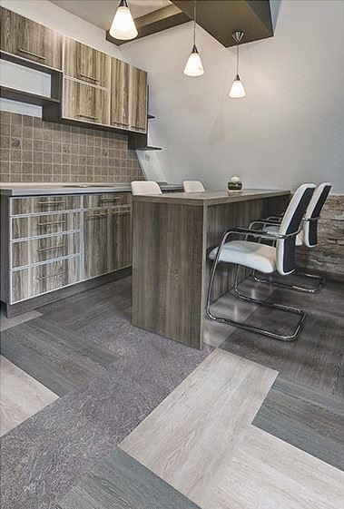 Плитка ПВХ "Tarkett" New Age Serenity (914,4*101,6*2,1 мм) — купить в Калининграде